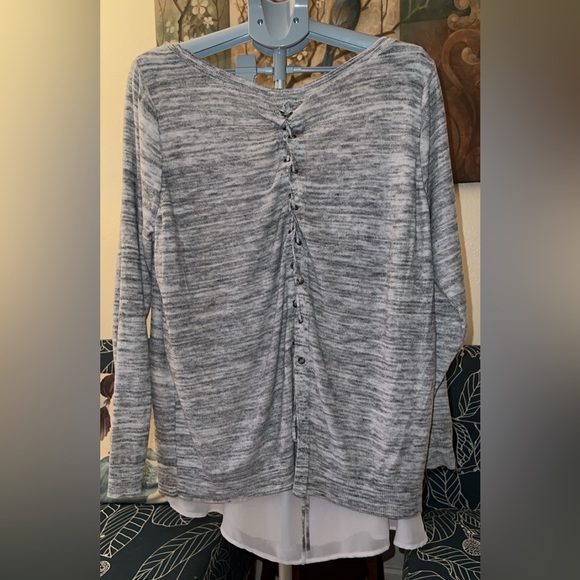 Torrid Womens Pullover Sweater Size 2- Gray Layered Lightweight Long Sleeve - Picture 2 of 8